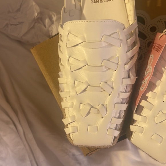 Nice low sandals - Picture 3 of 4